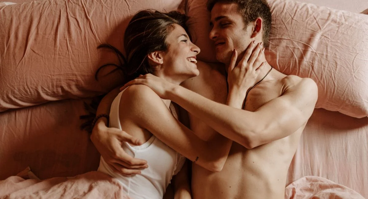À quoi ressemble un orgasme, vraiment ? Parlons sensations, malentendus et science